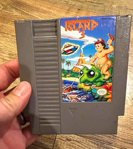 Adventure Island 3 (1992) NES box