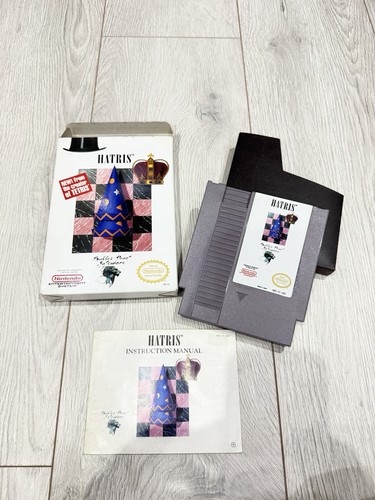 Hatris (1990) NES box