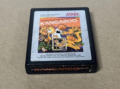 Kangaroo (1982) Atari 8-bit box