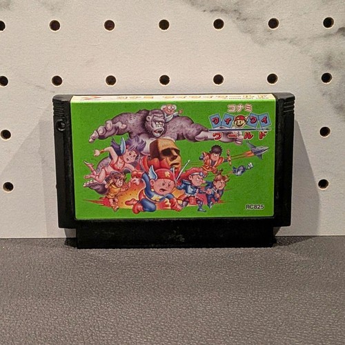 Konami Wai Wai World (1988) NES box