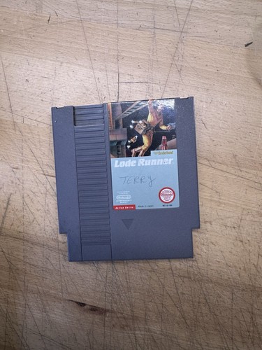 Lode Runner (1983) NES box