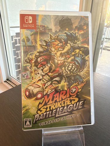 Mario Strikers: Battle League (2022) Nintendo Switch box
