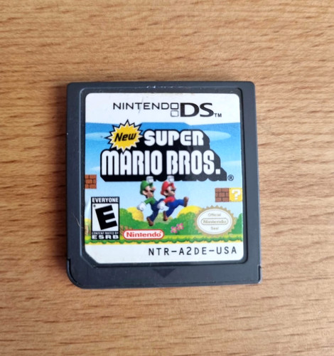 New Super Mario Bros. (2006) Nintendo DS box