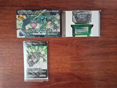 Pokémon Emerald (2004) Game Boy Advance box