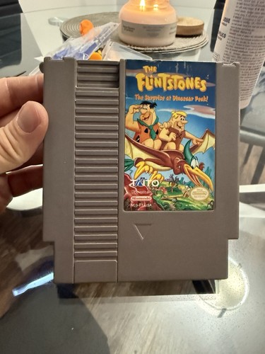 The Flintstones: The Surprise at Dinosaur Peak! (1994) NES box
