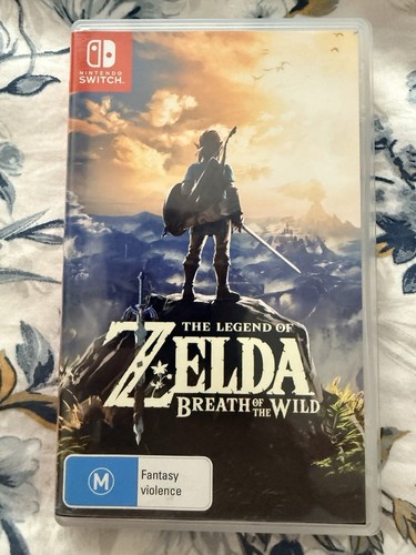 The Legend of Zelda: Breath of the Wild (2017) Nintendo Switch box