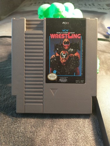 WCW Wrestling (1990) NES box