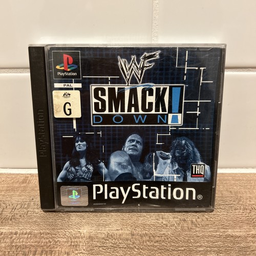 WWF SmackDown! (2000) PlayStation box